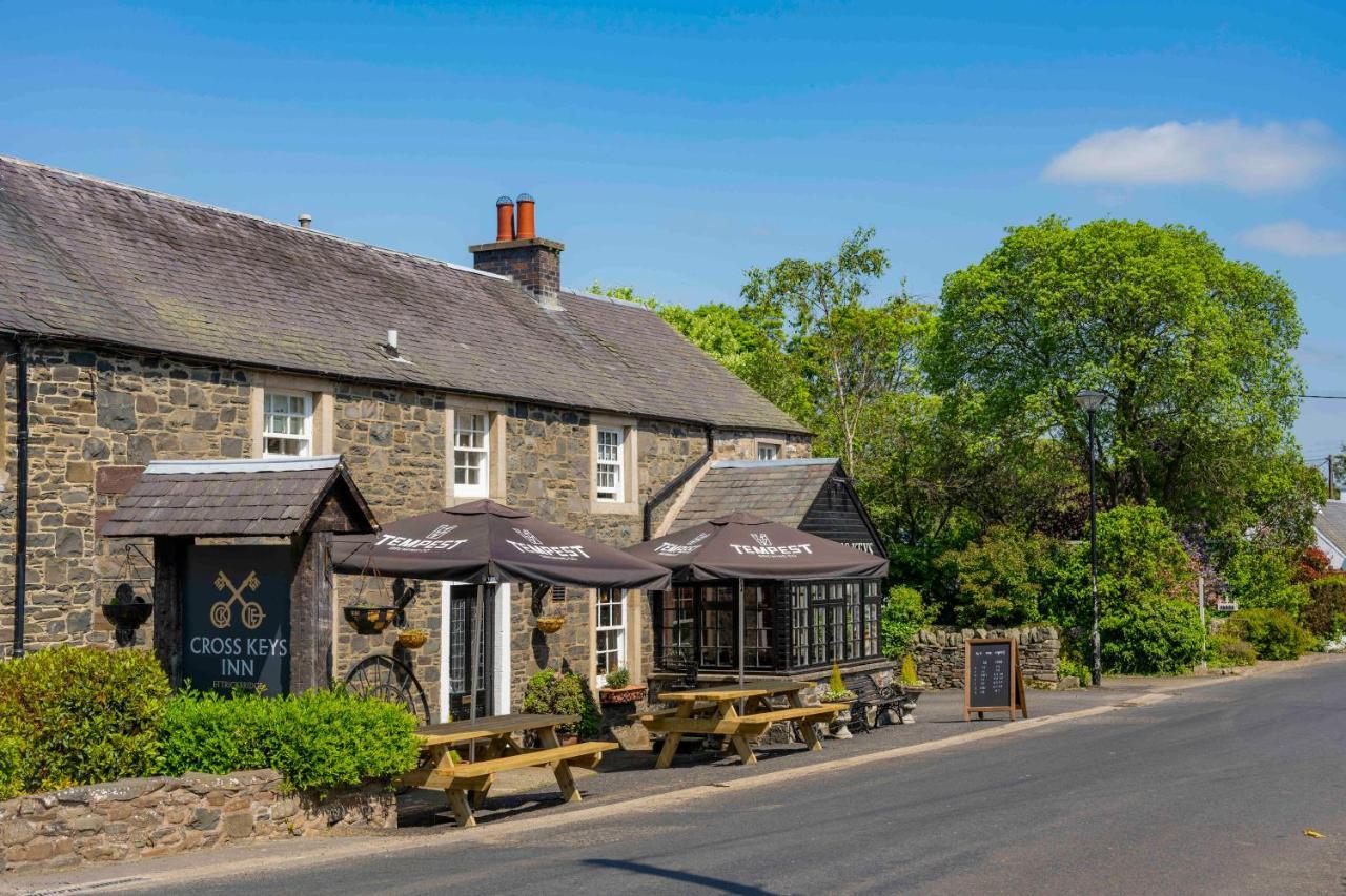 Cross Keys Inn Ettrickbridge Ettrickbridge End ภายนอก รูปภาพ